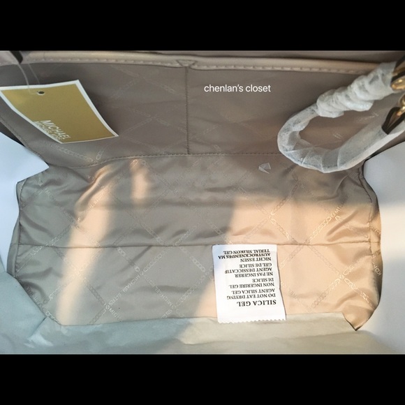 🌸NeW! Michael Kors Carine Tote Set - Picture 11 of 15